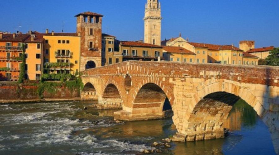 The historical Ponte Pietra