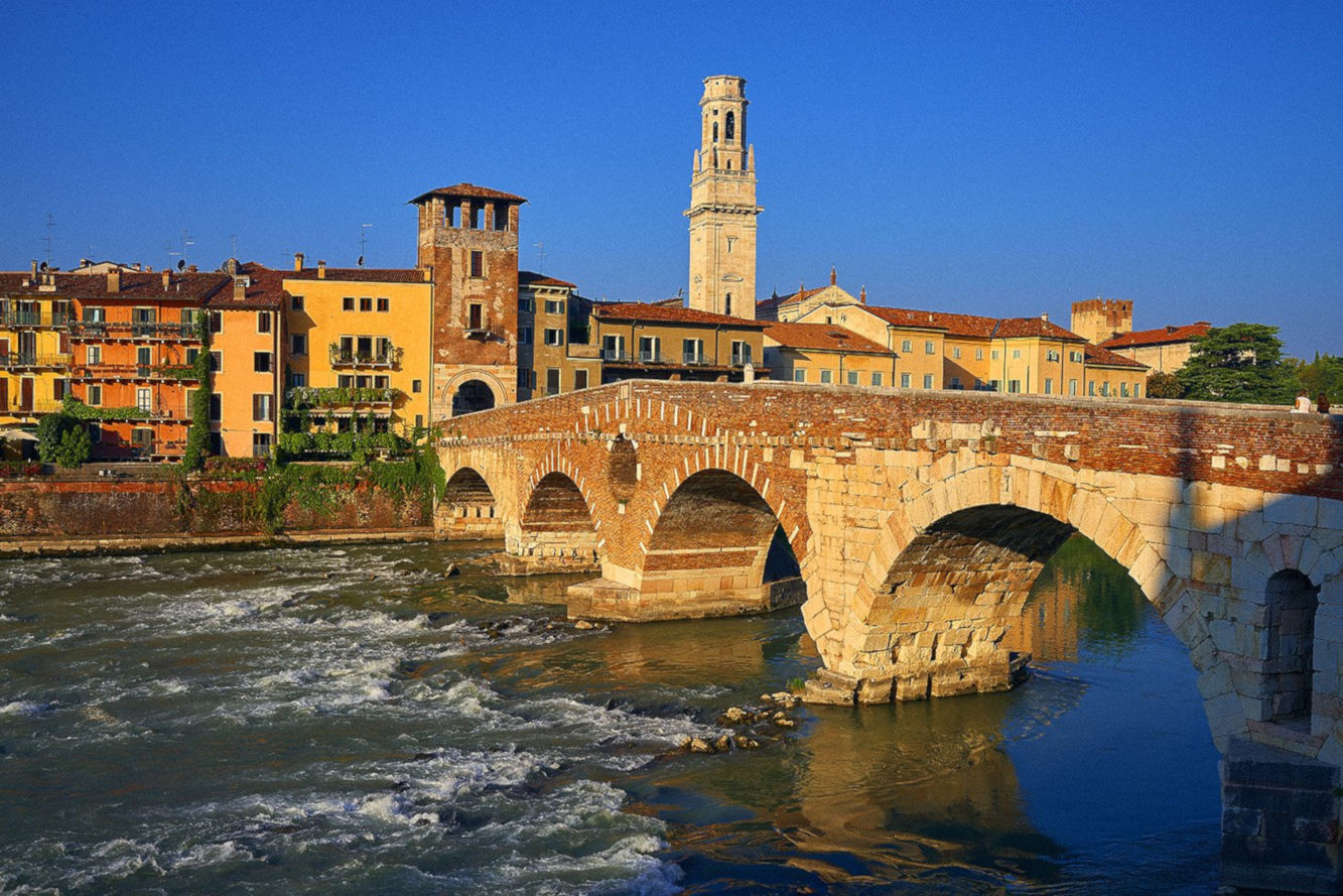 The historical Ponte Pietra